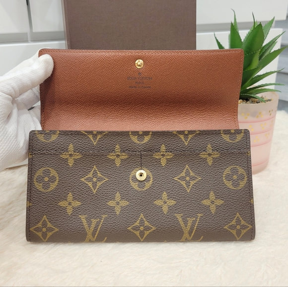 💕CLASSIC LOUIS VUITTON Sarah Wallet Monogram - Picture 7 of 12